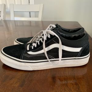 unisex black laced Vans